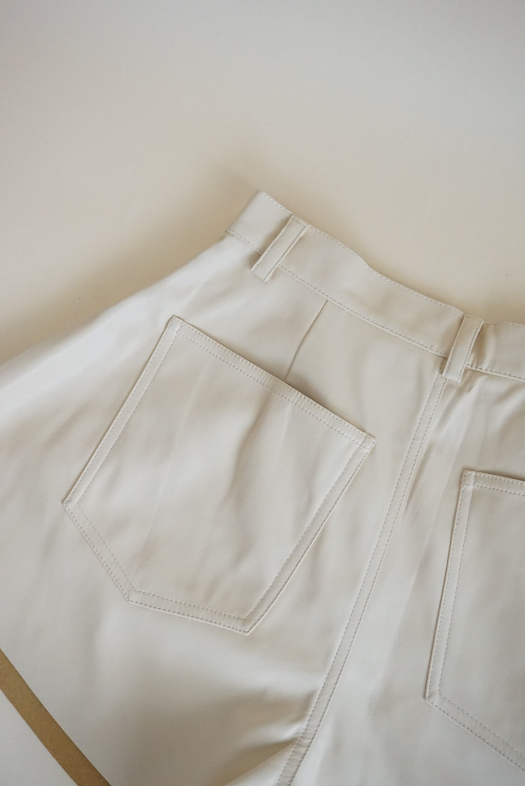 We Wore What Ivory Flare Bell Shorts - Size 28