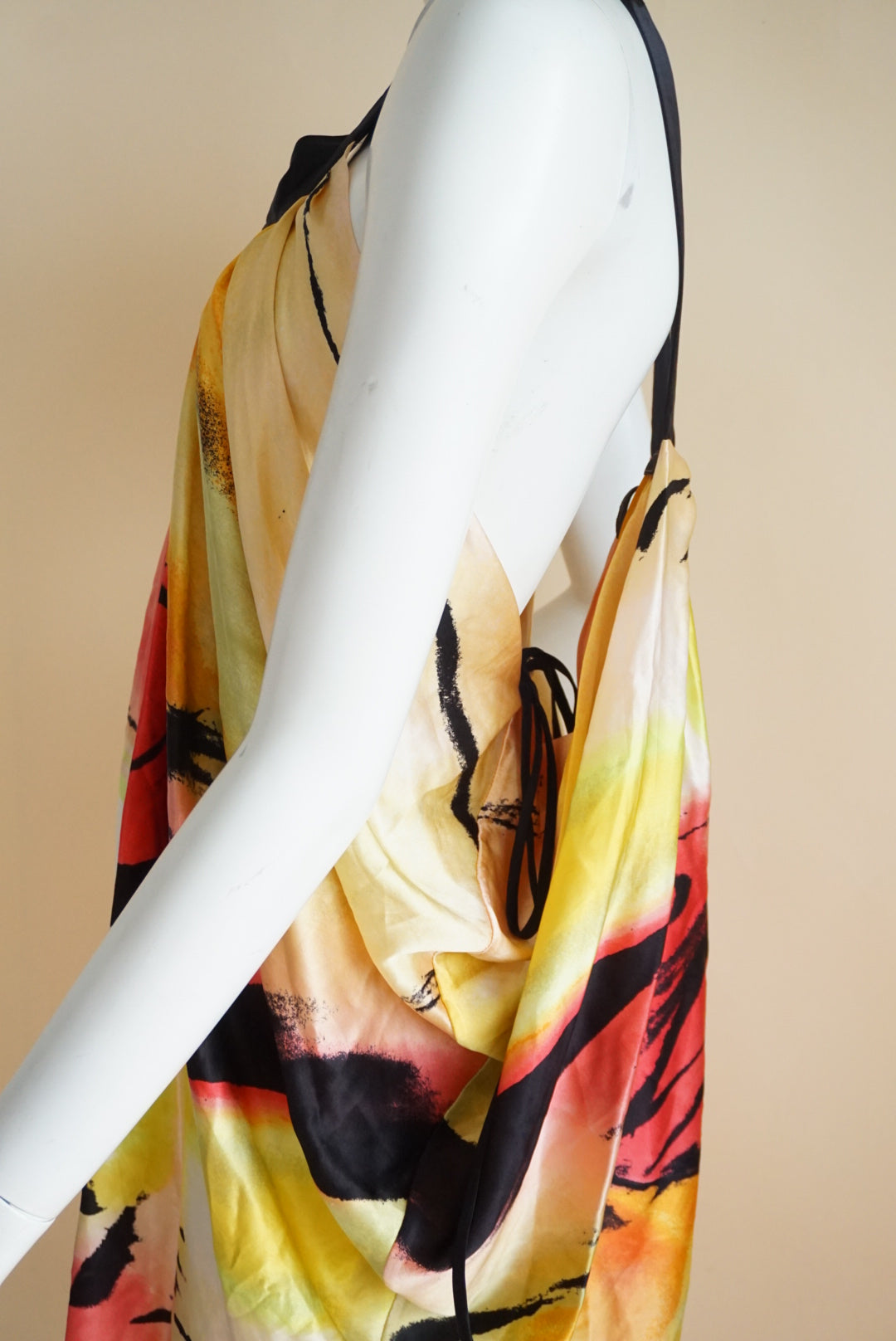BCBGMAXAZRIA Silk Abstract Sunrise Floral Charmeuse  Mini Dress - Size Medium