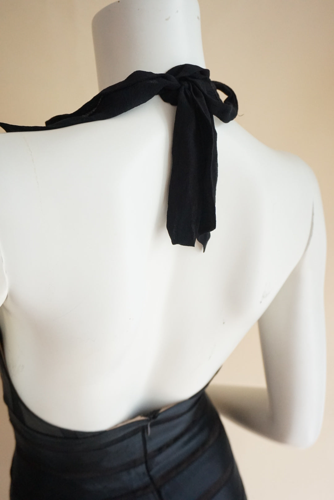 BCBG MAXAZRIA Vintage Black Halter Silk NWT Whimsy Gown - Size 2