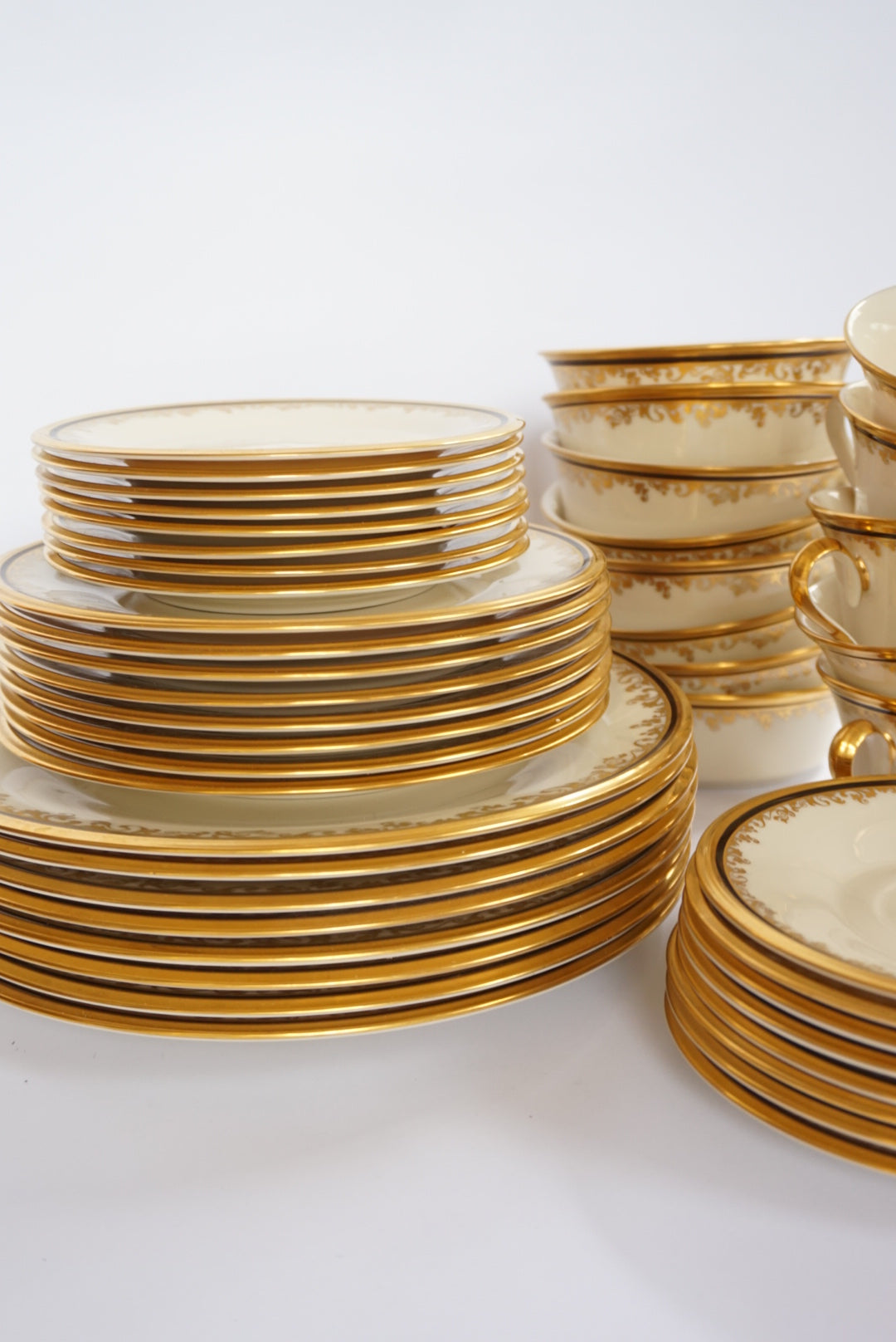 LENOX VTG RARE Discontinued ECLIPSE Gold / Black Trim Creme China Set - 45pcs