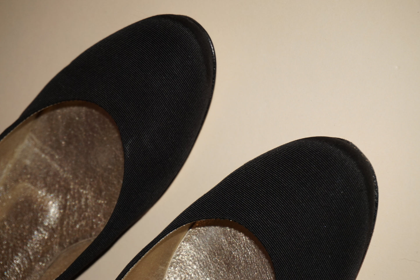 “Andrea Carrano” Grosgrain Black Ballet Flats - Size 39.5