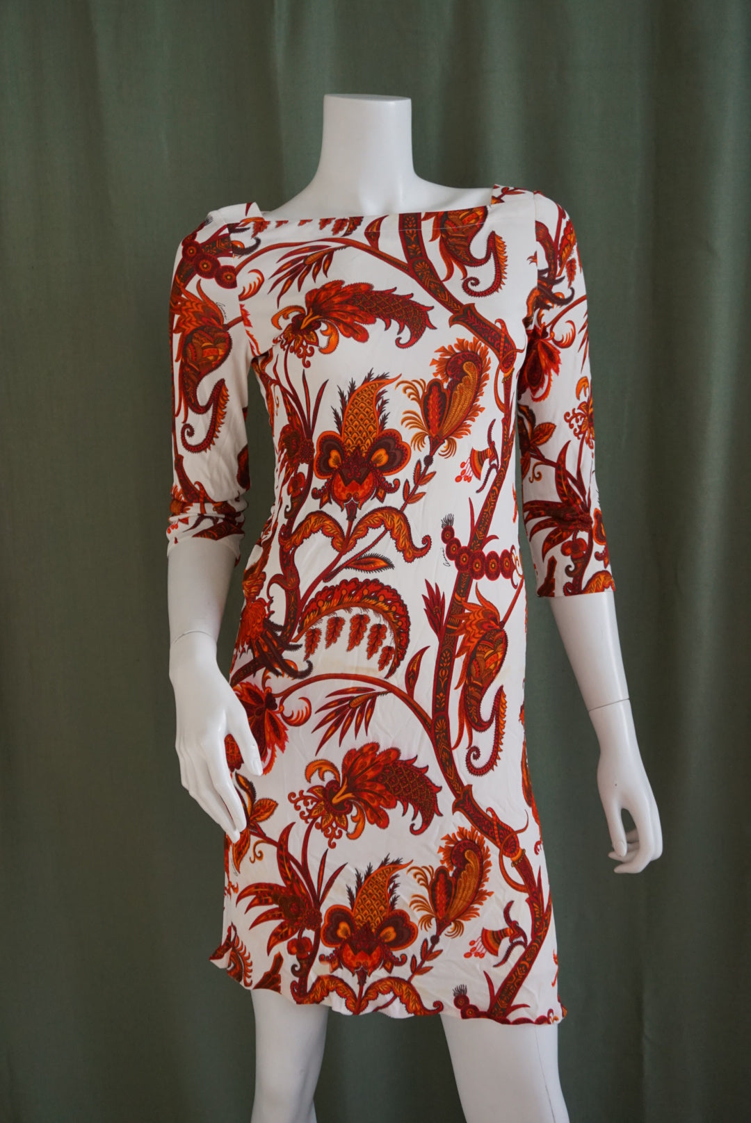 Gucci Paisley Red & White Bateau Neck Mini Knit Dress - Size 40