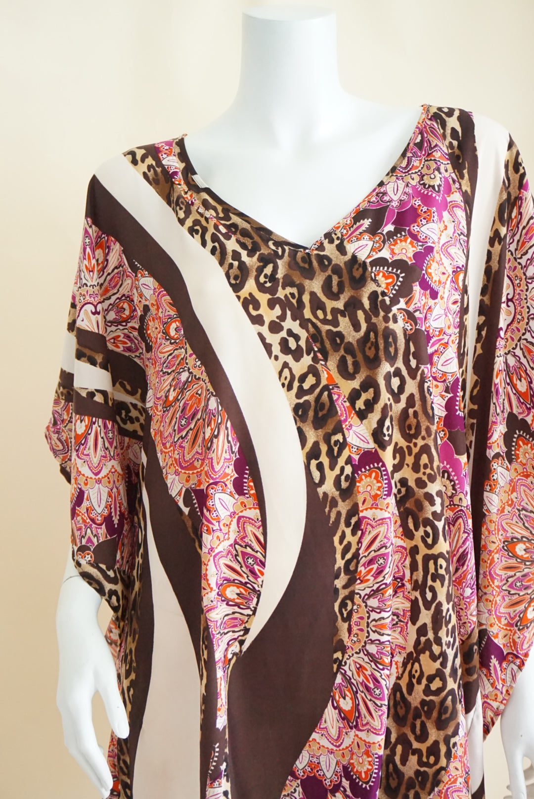 Chicos Animal Print Paisley Tunic V Neck Blouse - Size L/ XL