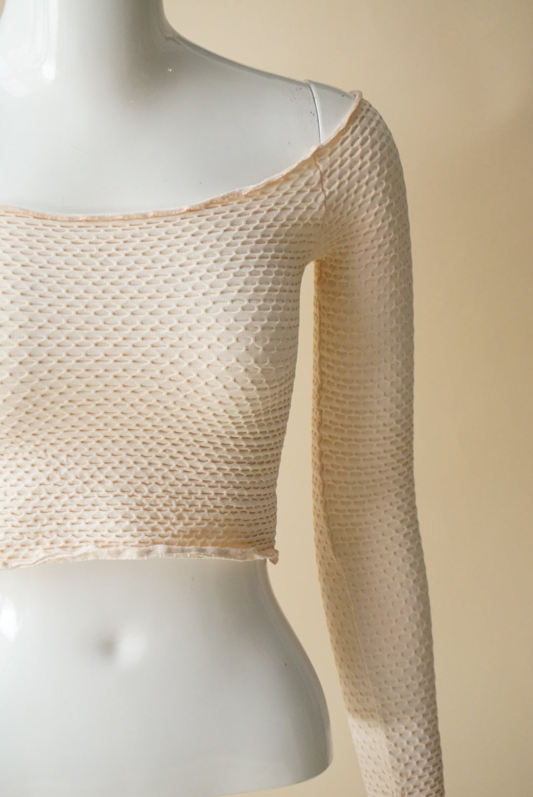 Intimately Free People Ivory Textured Cropped Off The Shoulder - Size Small