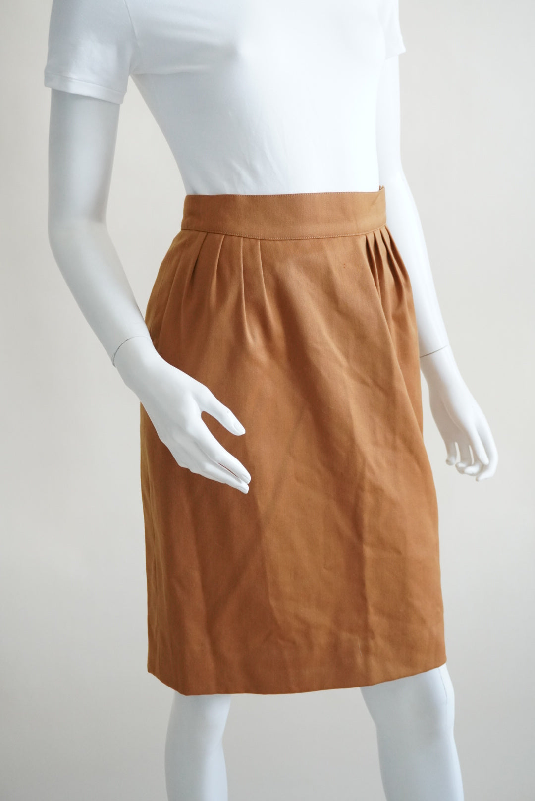 Hermes 70's VTG Camel Brown Wool Pleated Pencil Skirt - Size 38