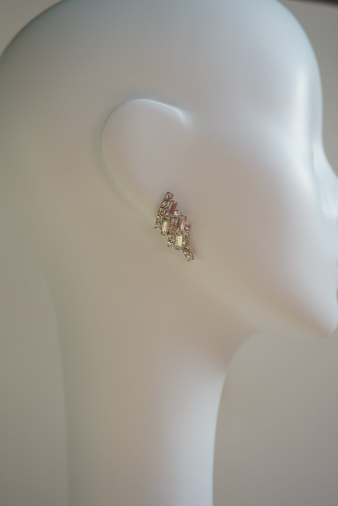 Unlabeled Art Deco Vintage Rhinestone Earrings