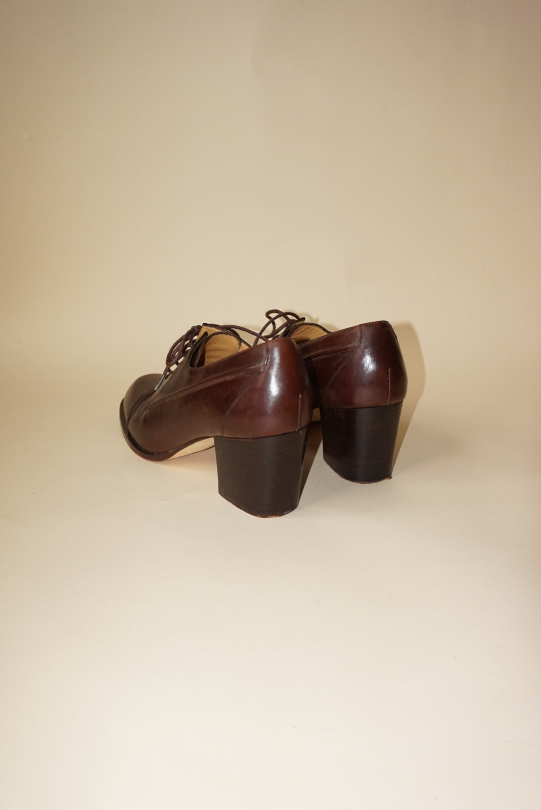 "Coach" Brown Leather Oxford Cap Toe Lace Up Heel Pump - Size 6.5