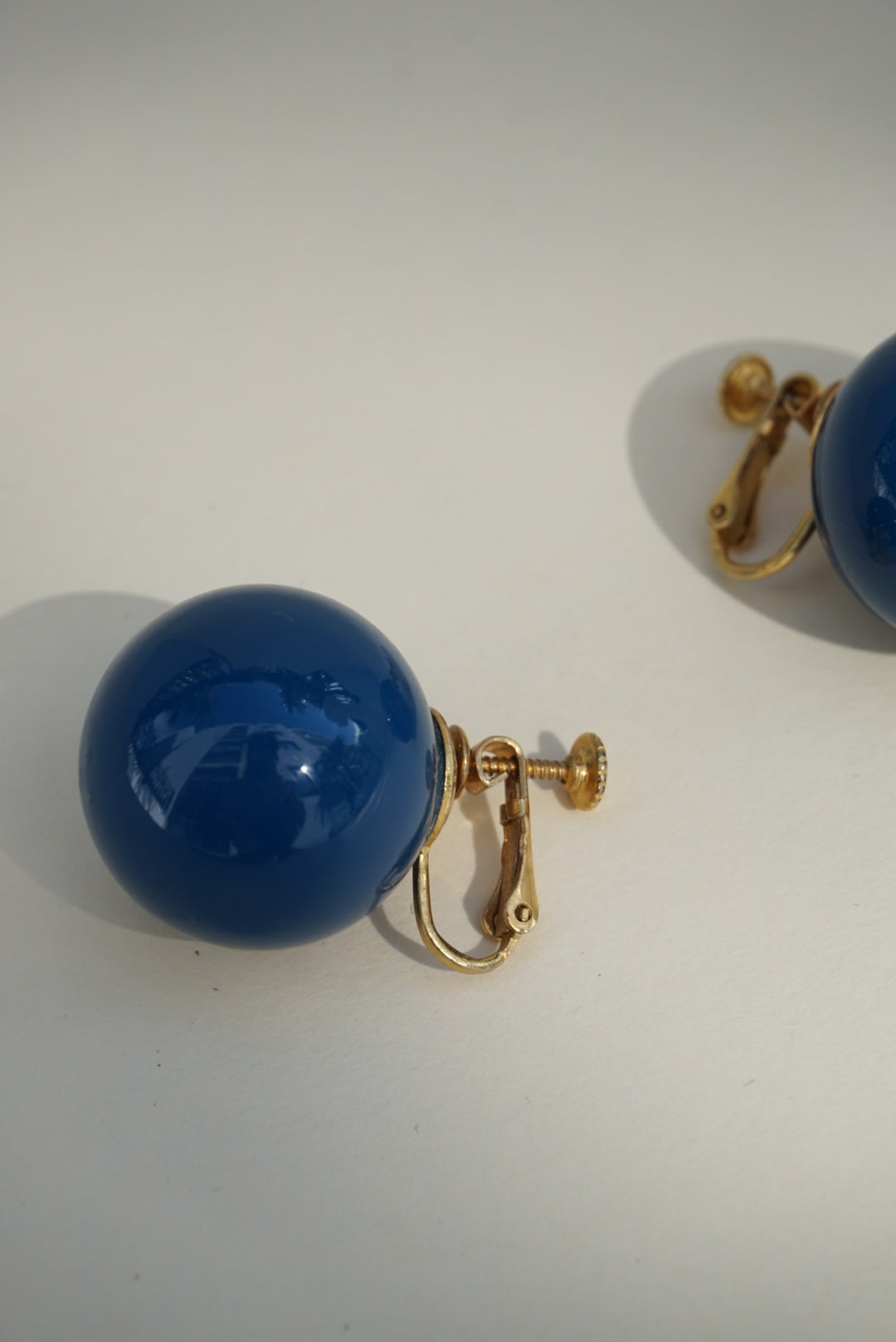80's Blue Globe Sphere Clip On Earrings