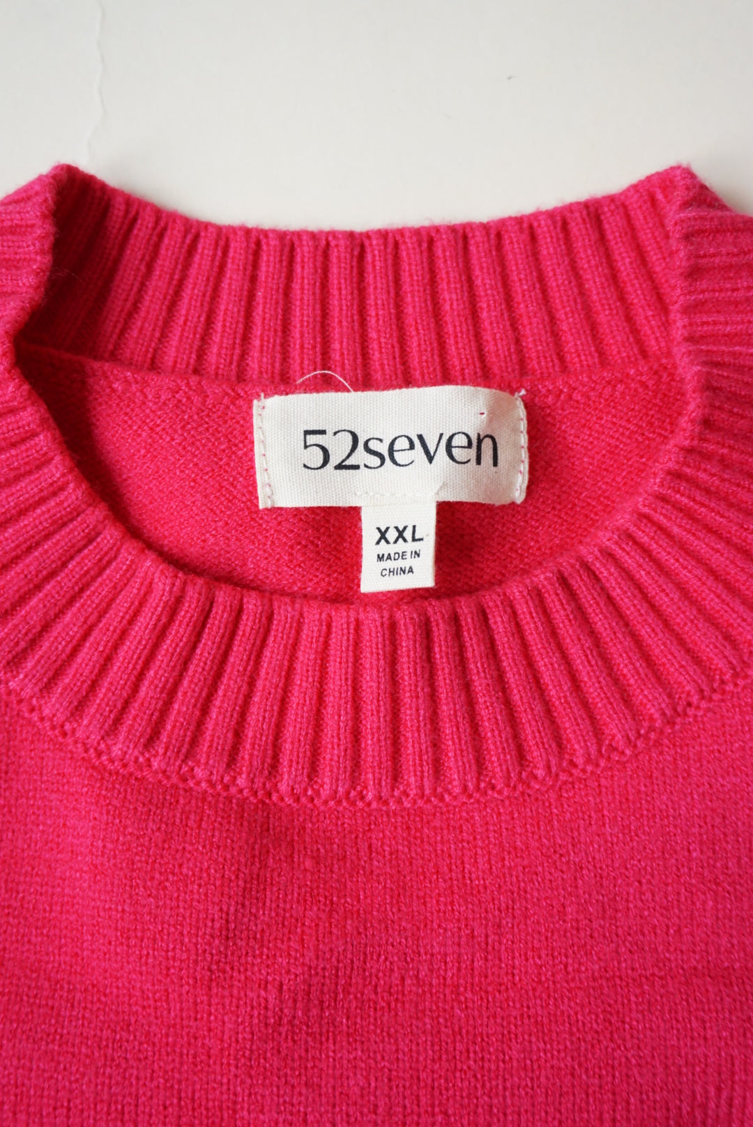 52Seven Pink Sleeveless Knit Top with Feather Trim Hem - Size XXL