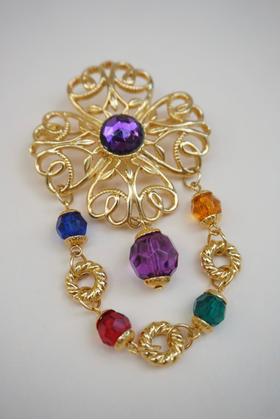 Vintage Unlabeled Clover Faux Stone Gold Plated Brooch With Drop