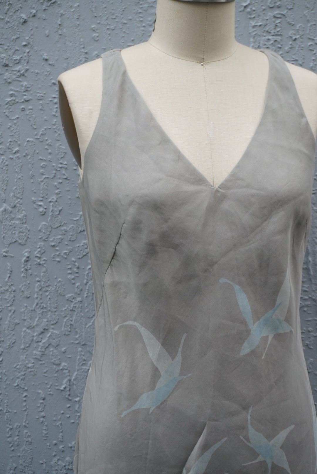 "Banana Republic" Vintage Spring Summer 2000 Grey Bird Design Sleeveless Maxi Dress - Size 8