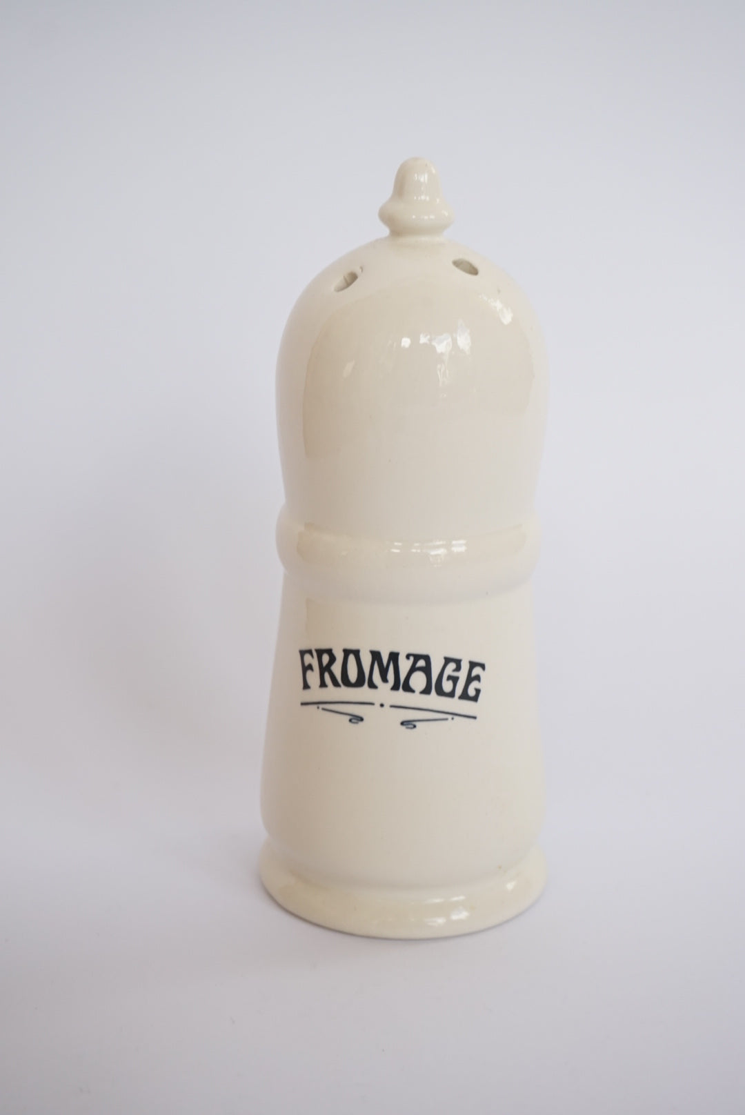 Vtg Howard Kaplan Sigma French Country Store Formage Ceramic Shaker