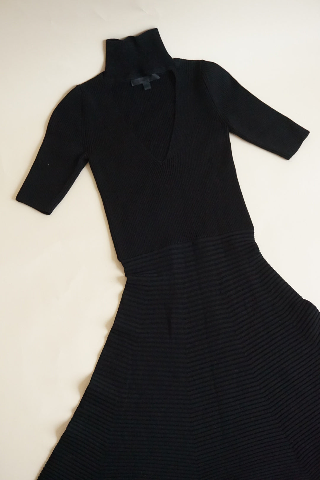 Cushnie et Ochs Turtleneck Knit Fit & Flare Black Mini Dress - Size XS