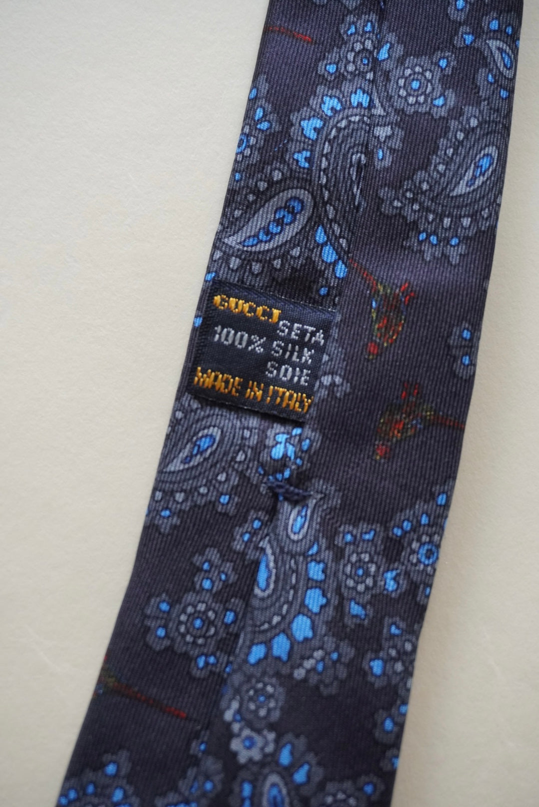 Gucci Paisley Vintage Navy Blue Silk Men's Tie
