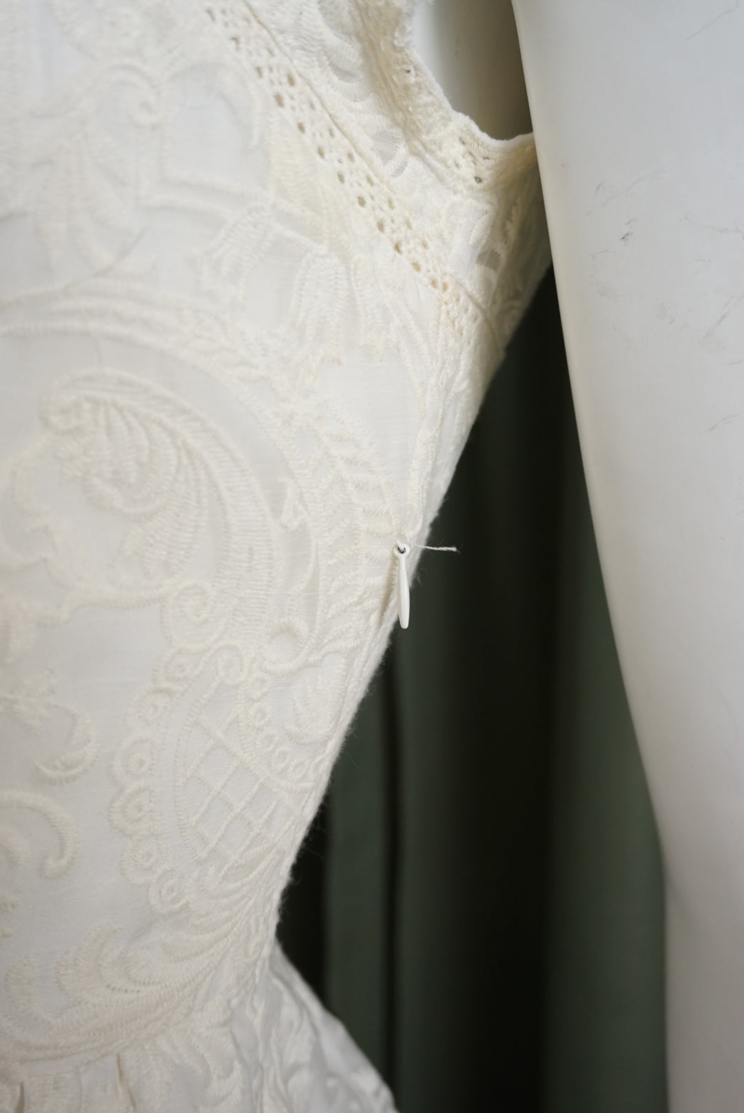Dolce Vita White/Ivory Lace Mini Cocktail Dress - Size Medium