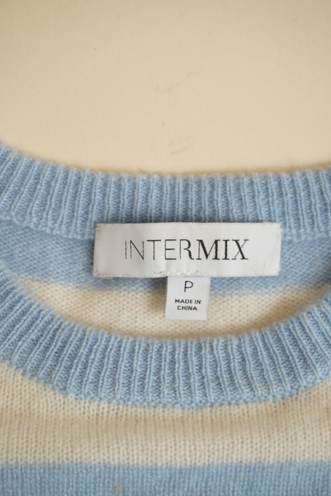 Intermix Cashmere Ivory & Baby Blue Crewneck Sweater - Size Petite