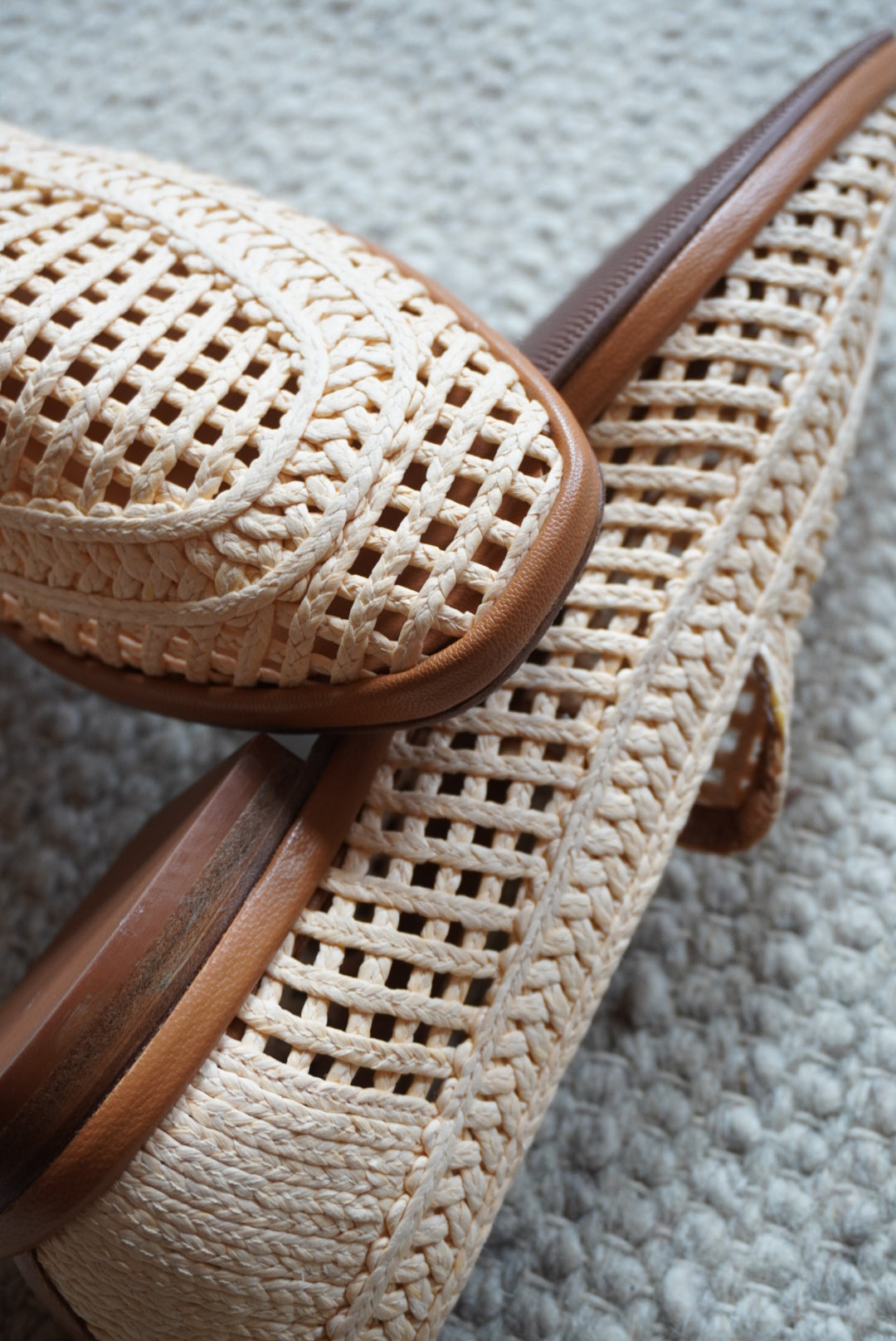 Robert Clergerie Paris Tan Orlana Jute Espadrille Raffia Penny Loafers - Size 40