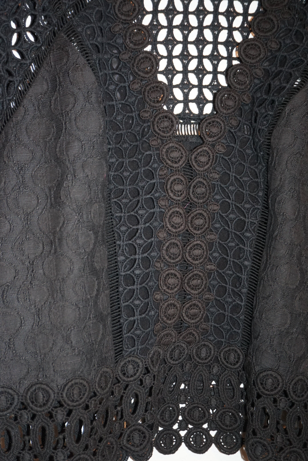 "Rebecca Taylor" Crochet Black Cropped Lace Top - Size XS