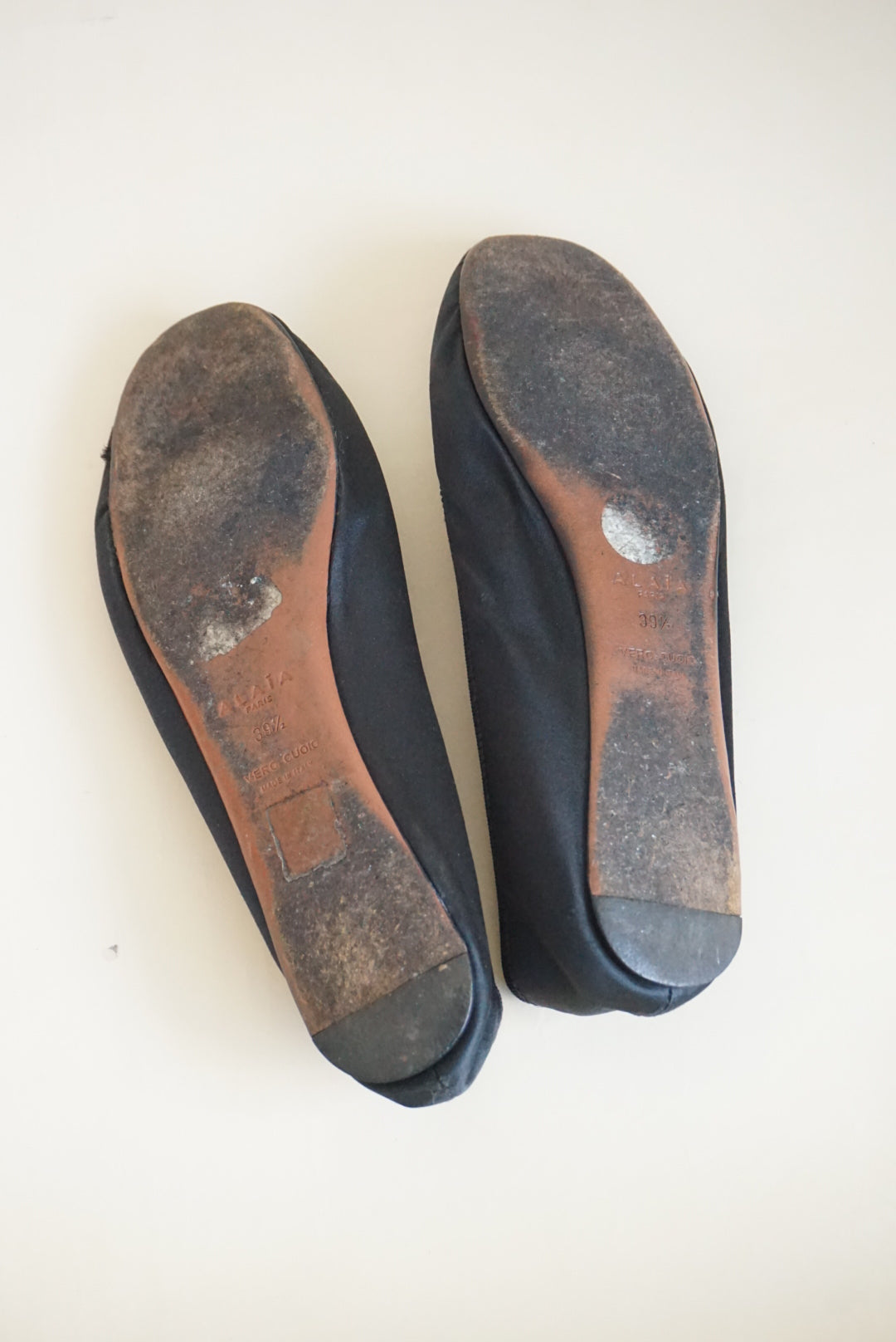 Alaia Black Satin Glamour Ballet Flats With Bow - Size 39.5