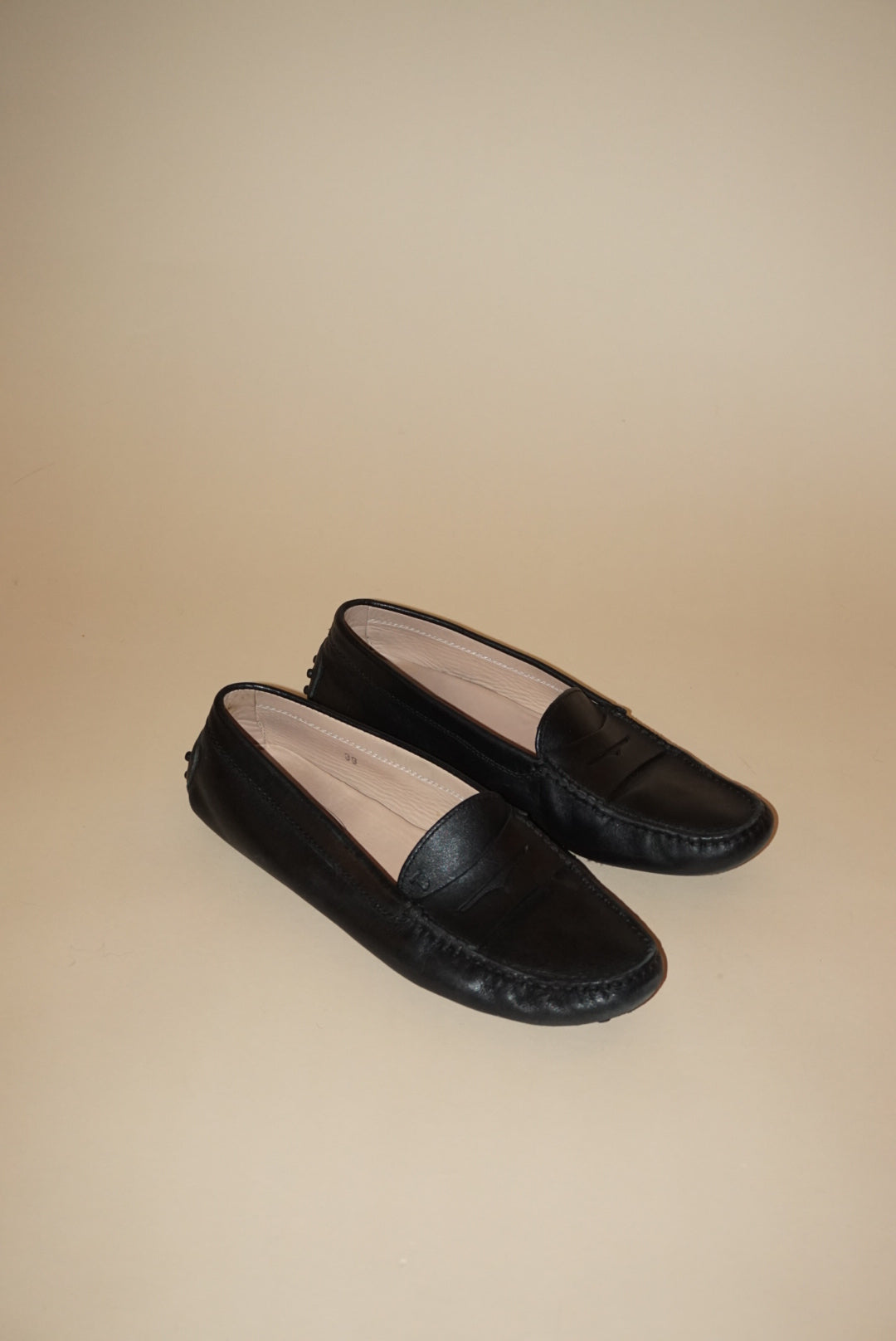 Tod’s Black Driving Leather “Gommino” Loafers - Size EU 39