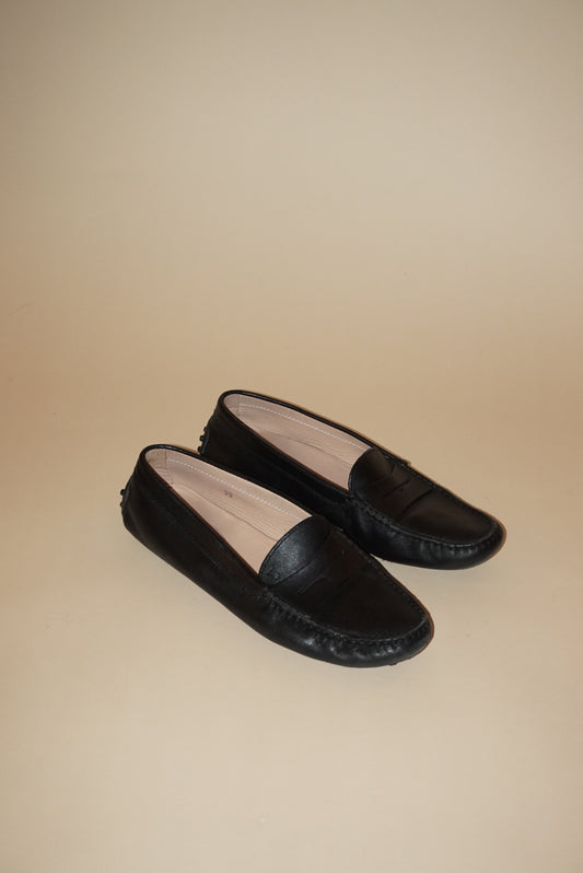 Tod’s Black Driving Leather “Gommino” Loafers - Size EU 39