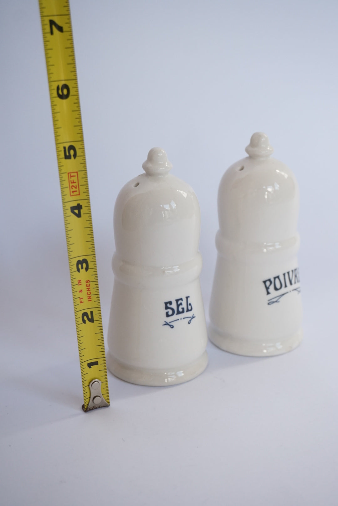 Vtg Howard Kaplan Sigma French Country Store Salt & Pepper Shaker Set