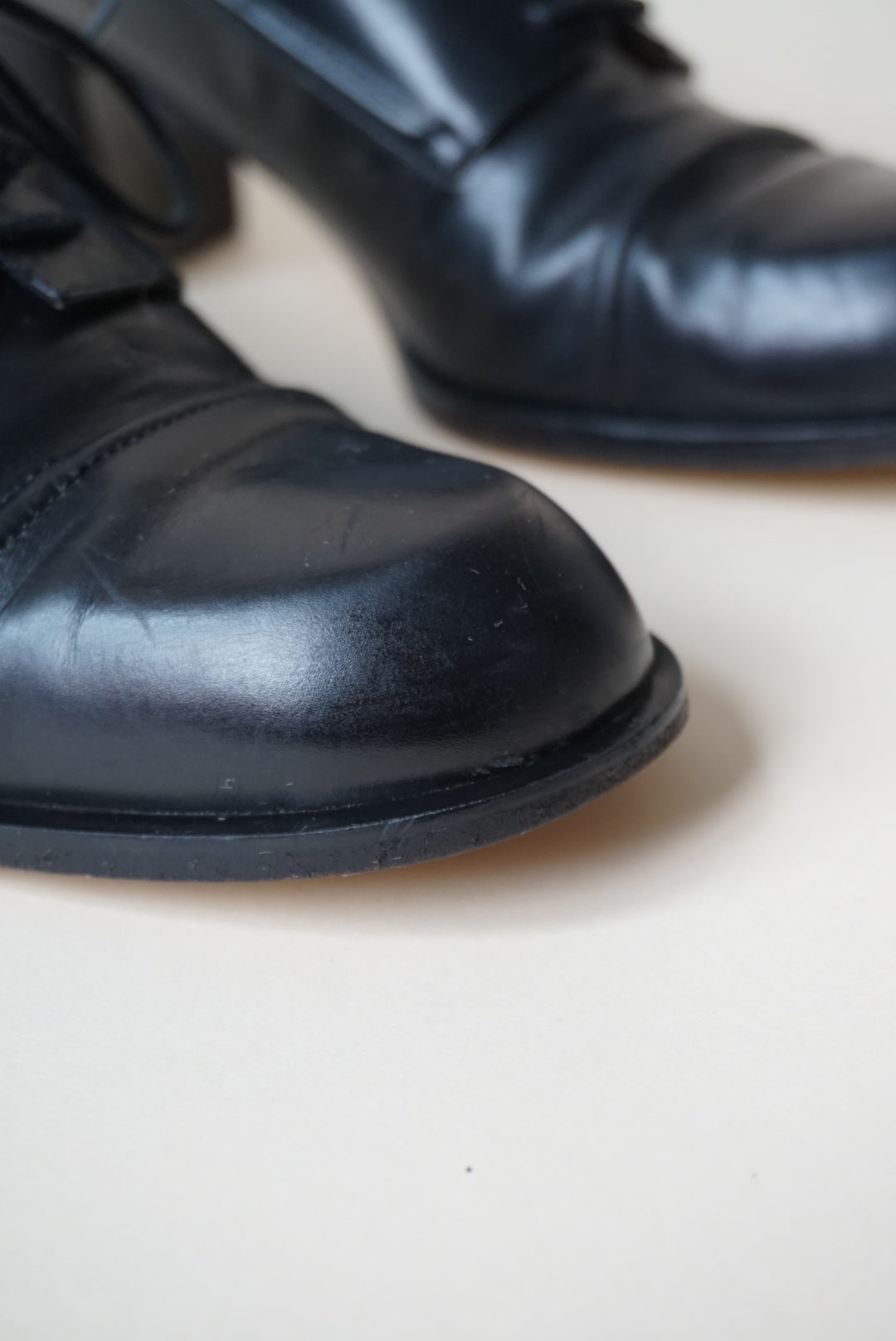 "Coach" Black Leather Oxford Cap Toe Lace Up Heel Pump - Size 6.5