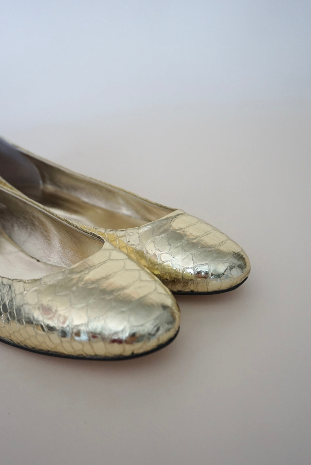 “Andrea Carrano” Gold Snake Ballet Flats NWOT- Size 40