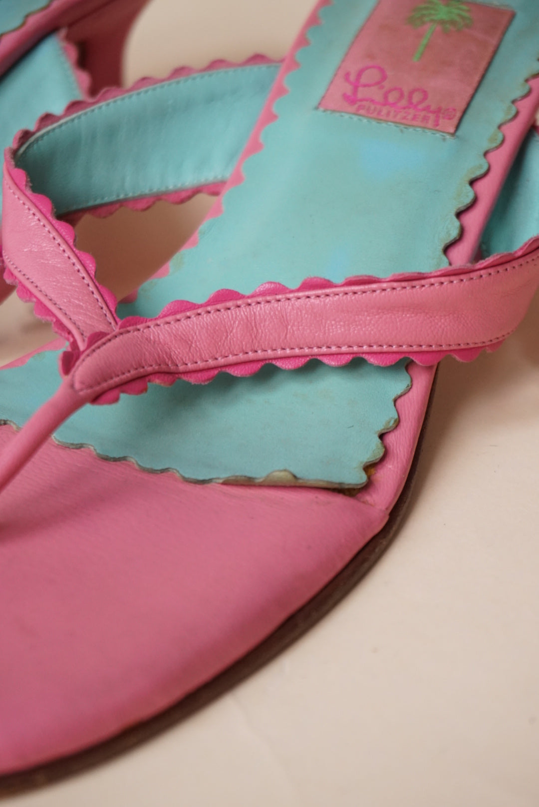 Lilly Pulitzer Pink Thong Scallop Kitten Heel - Size 10