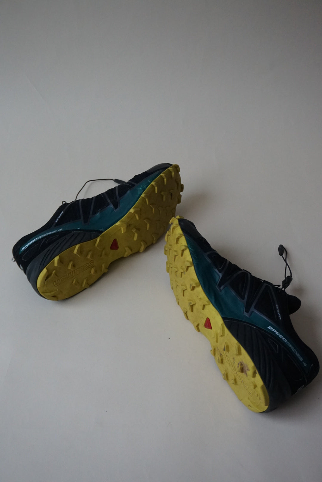 "Salomon" Men's "Speedcross 4" Sneakers - Size 10.5