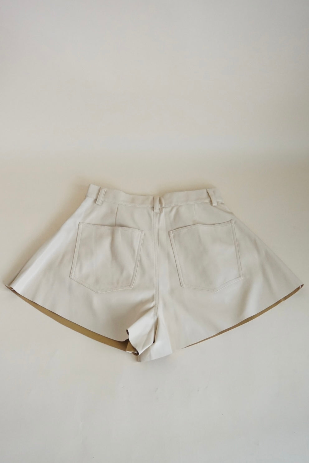 We Wore What Ivory Flare Bell Shorts - Size 28