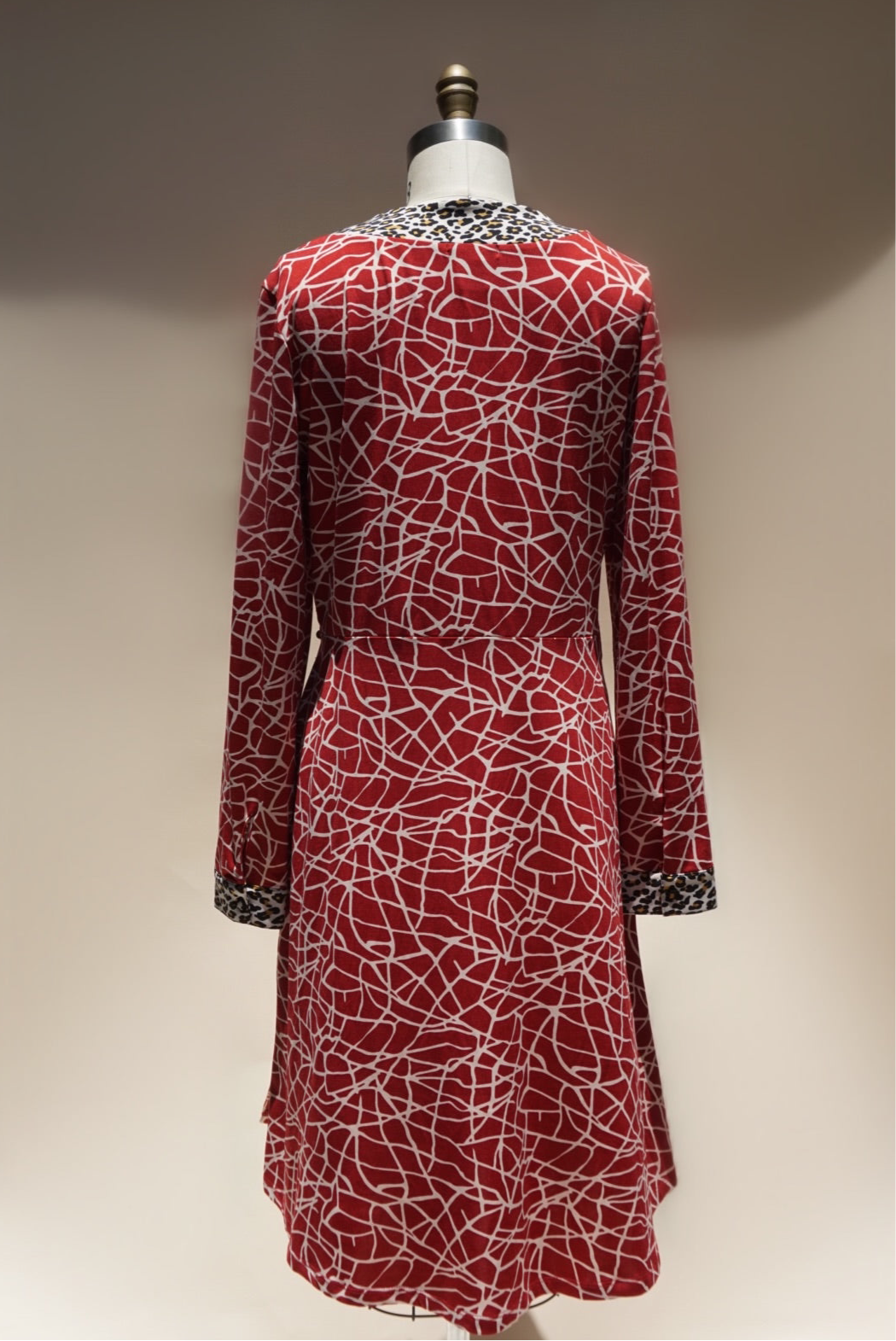 "BCBGMAXAZARIA" Vintage Stretch Animal Print Wrap Dress - Size XL