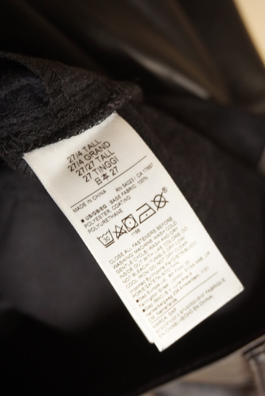 Gap Black Vintage High Rise Slim Faux Leather Pants - Size 27