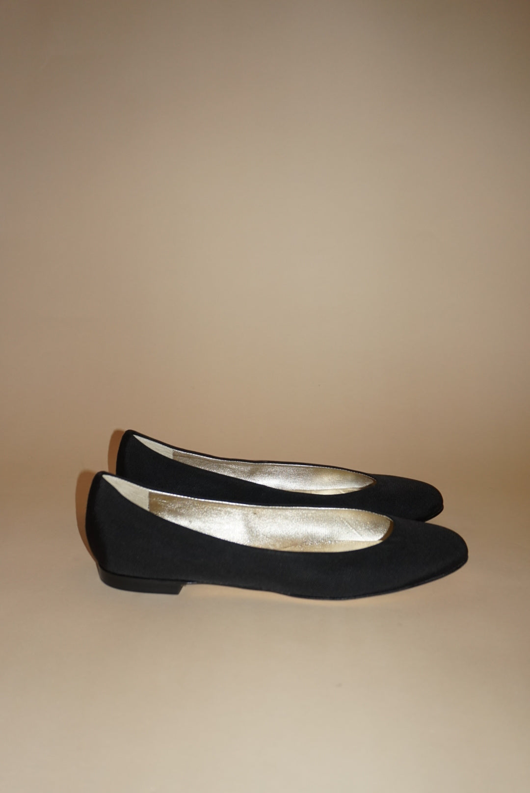 “Andrea Carrano” Grosgrain Black Ballet Flats - Size 39.5