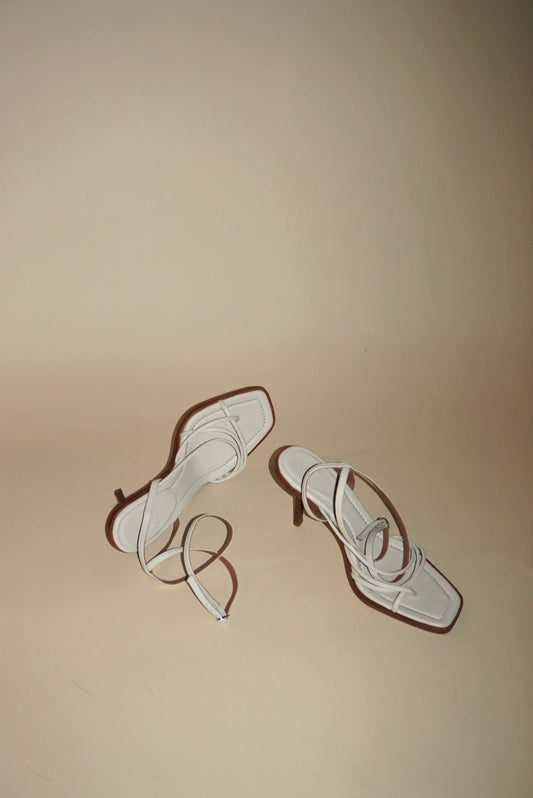 “Ba&sh” White “Cammelie” 100mm Sandal Heel NWOT - Size 39