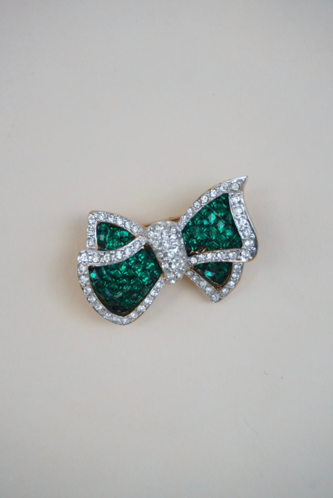 “Carolee” Vintage Green Rhinestone Brooch