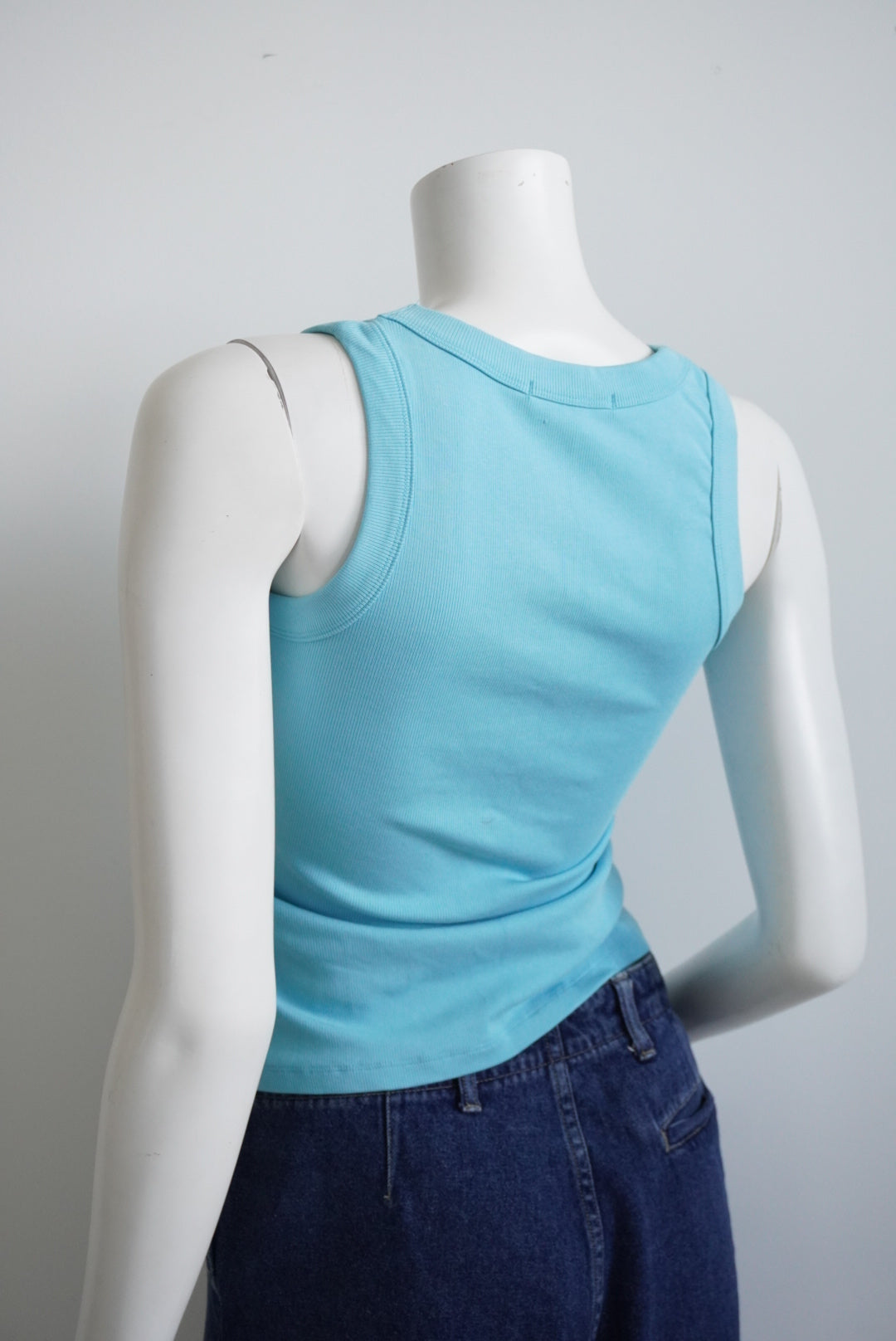 Boston Proper Sky Blue Ribbed Knit Sleeveless Tank - Size Small