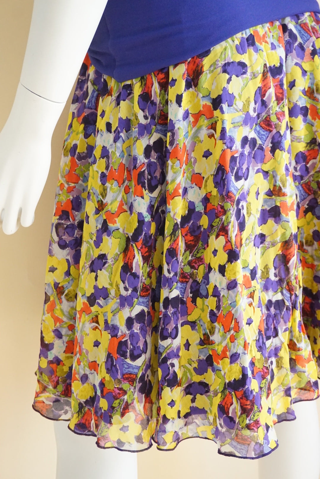 Alice + Olivia Purple Silk Floral Skater Large Waistband Skirt - Size Petite