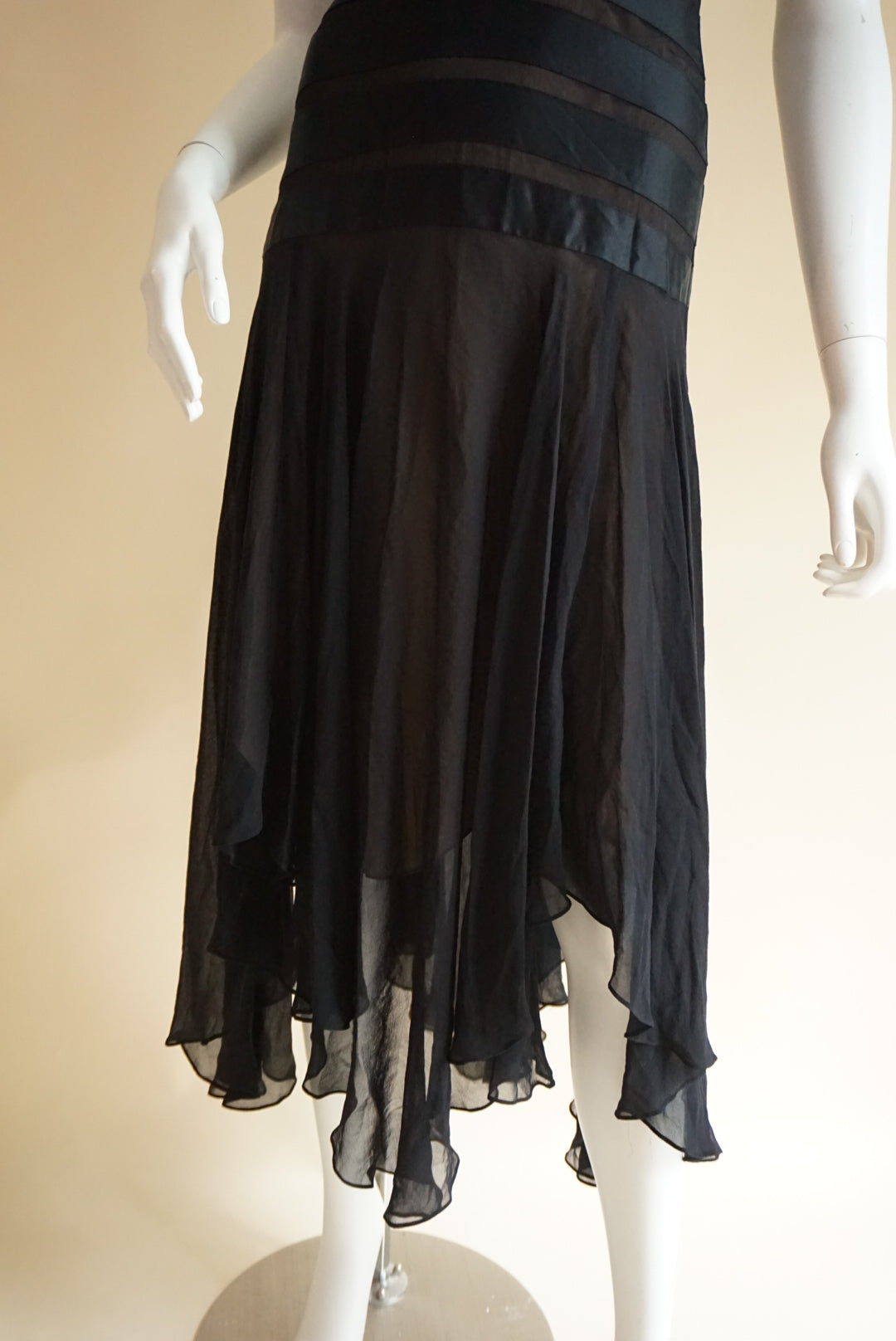 BCBG MAXAZRIA Vintage Black Halter Silk NWT Whimsy Gown - Size 2