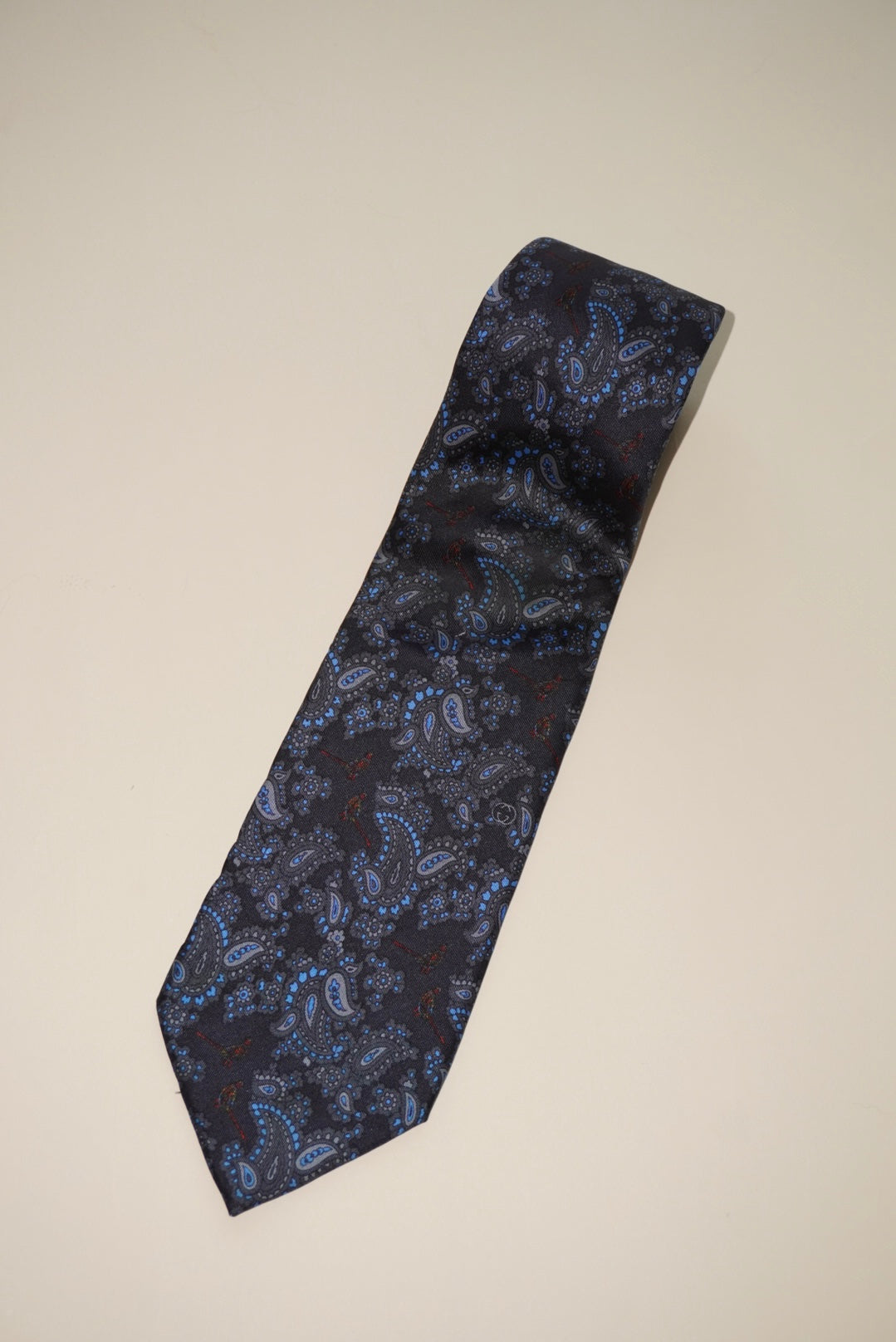 Gucci Paisley Vintage Navy Blue Silk Men's Tie