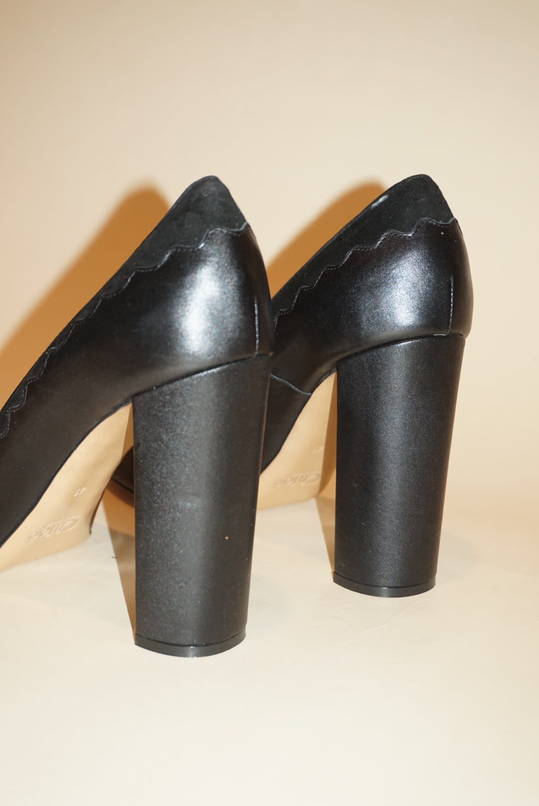 Chloe Black Leather/Suede Scalloped Trim Round Toe Pumps - Size 41