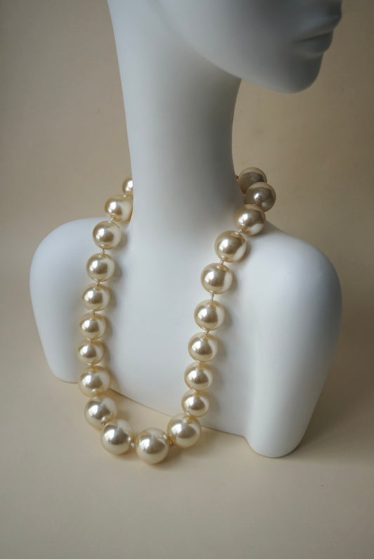 Vintage Oversized Large Faux Pearl Costume Necklace