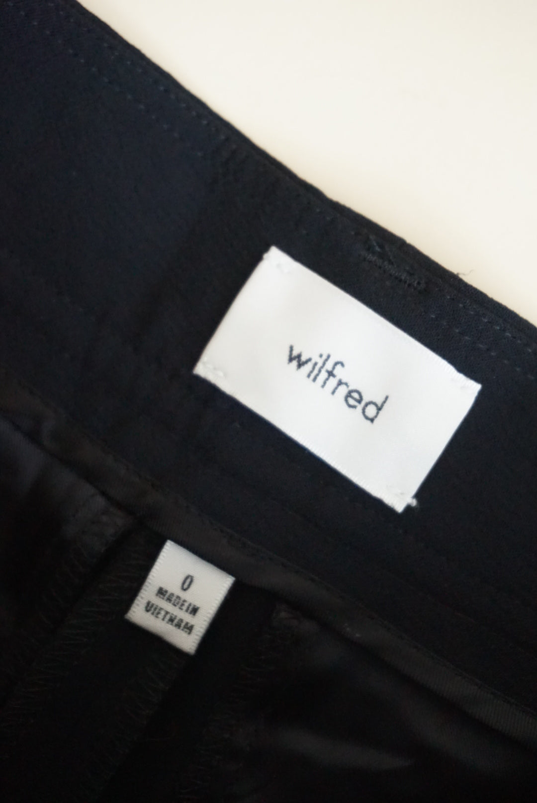 Wilfred Black High Rise Utility Cargo Pants - Size 0