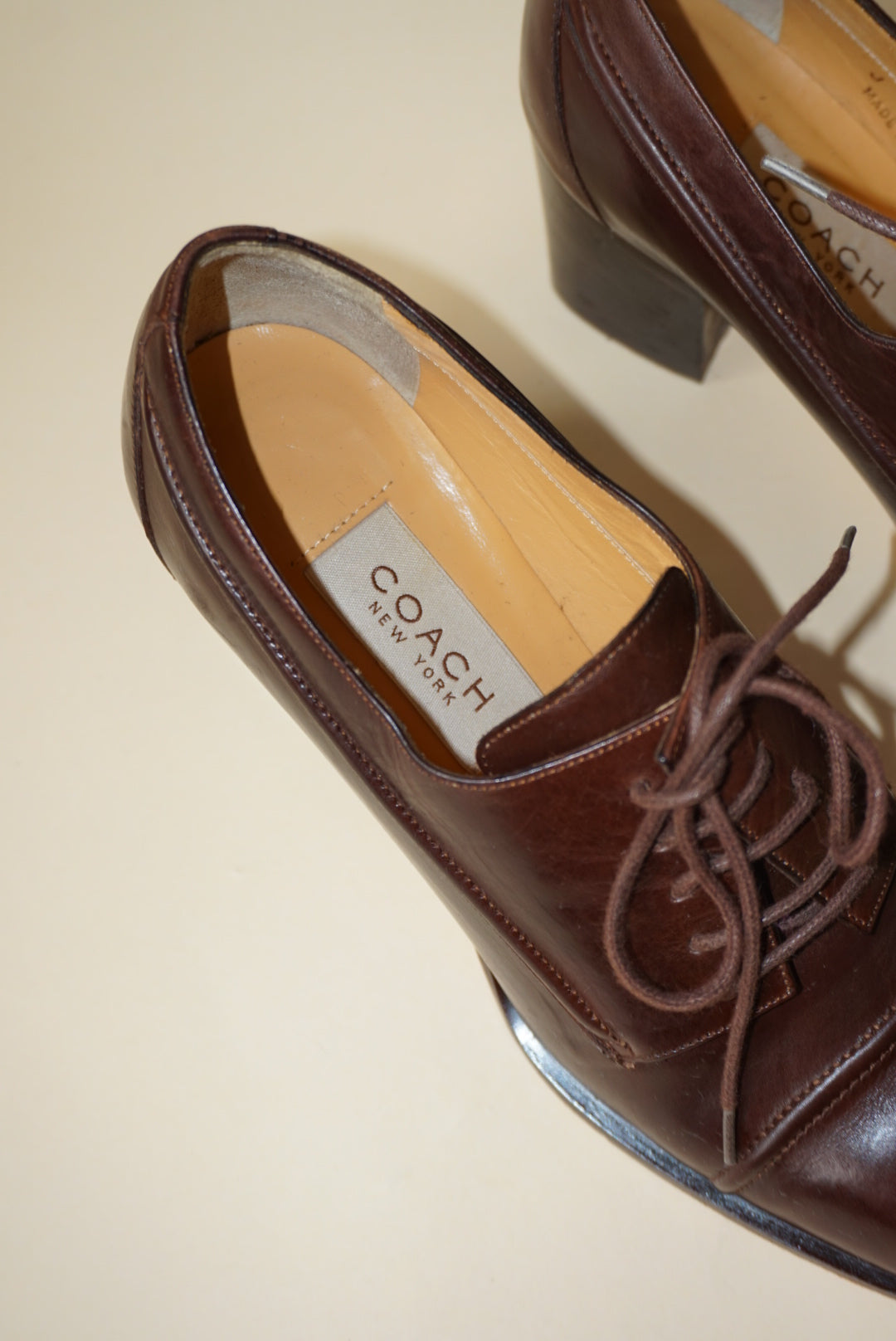 "Coach" Brown Leather Oxford Cap Toe Lace Up Heel Pump - Size 6.5