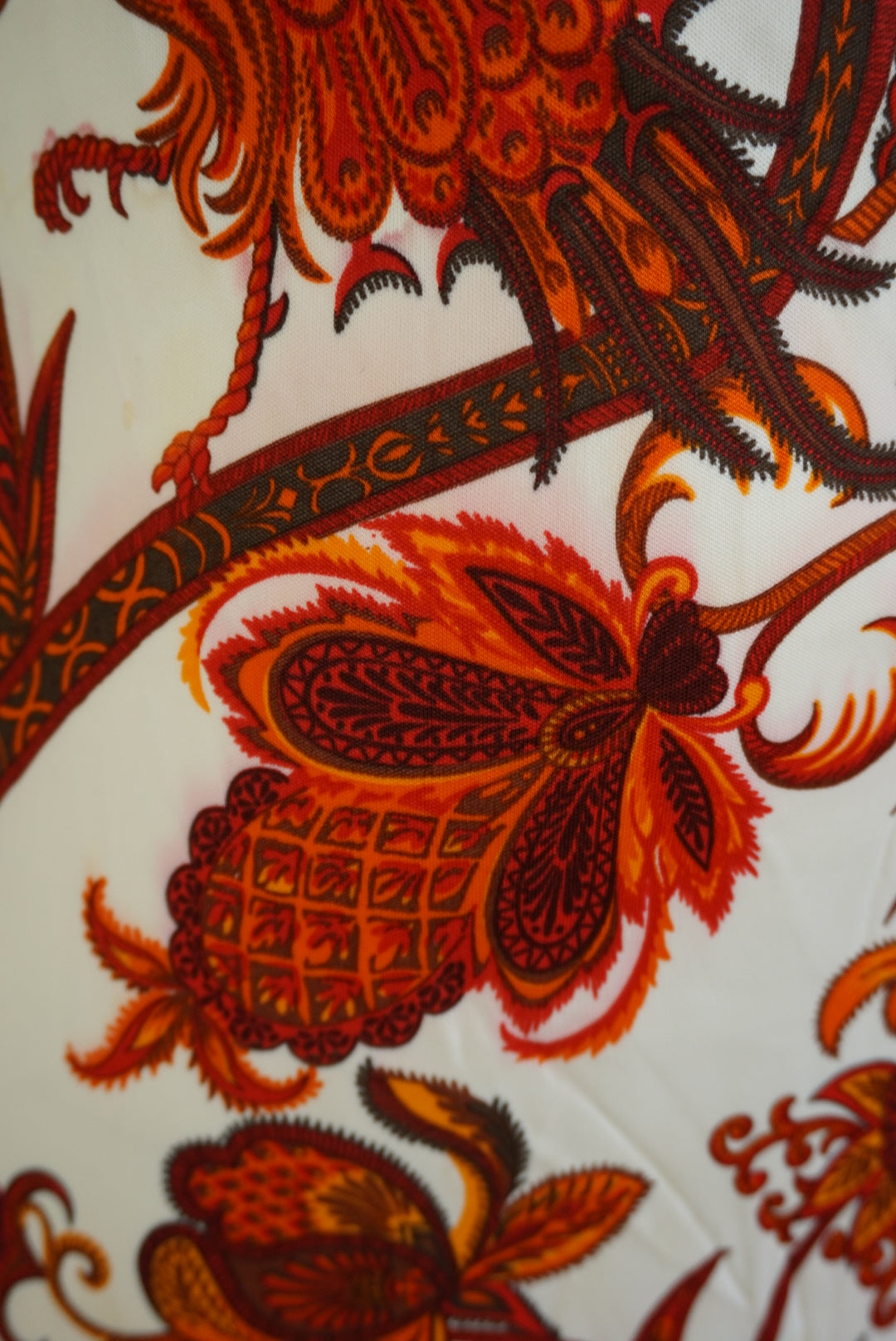 Gucci Paisley Red & White Bateau Neck Mini Knit Dress - Size 40
