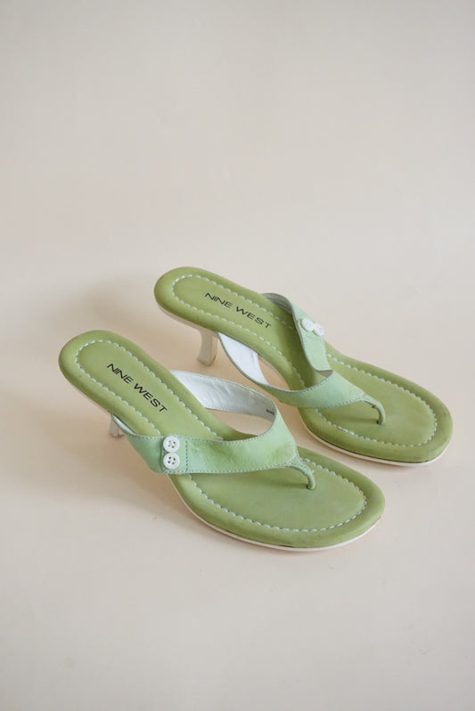 Nine West Vintage 90's Sage Leather Kitten Thong Sandal - Size 6