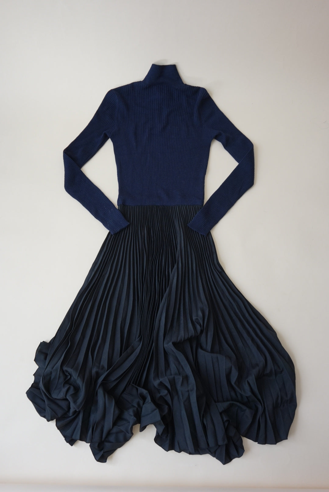 Prada 2018 Navy Blue Wool Quarter Zip Pleated L/S Maxi Dress - Size 40