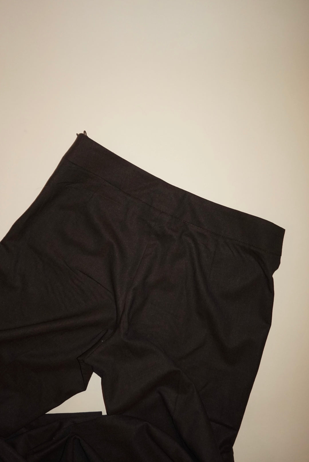 “Giorgio Armani” Wool Brown Trousers - Size 44