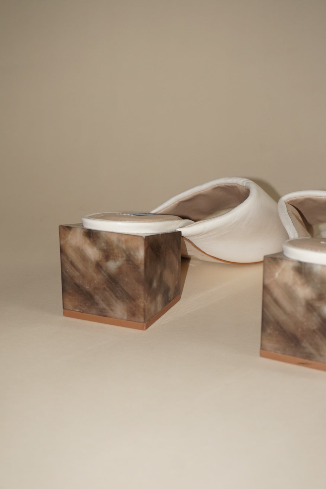 “Saks Fifth Avenue” Padded Marble Block Sandal Heels - Size 8