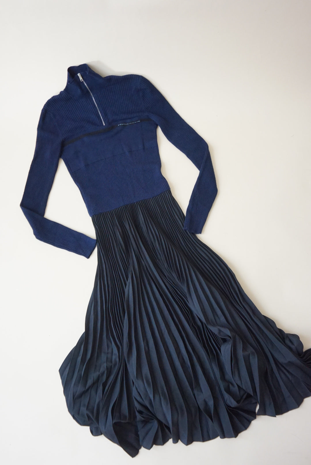 Prada 2018 Navy Blue Wool Quarter Zip Pleated L/S Maxi Dress - Size 40